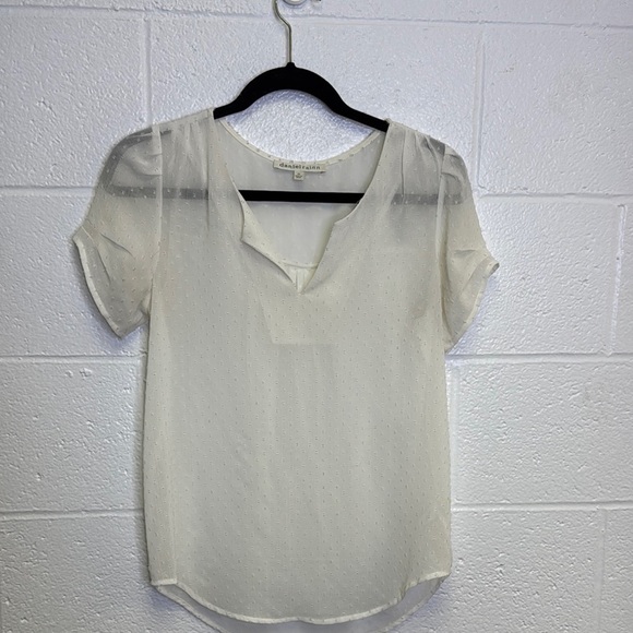 Daniel Rainn Cream V-Neck Blouse - Picture 2 of 9